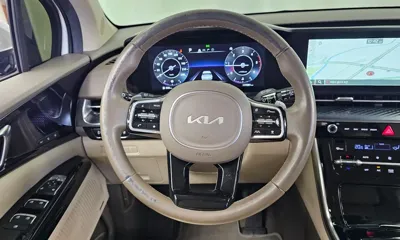 Kia Canival 2023, 117291 км, за 21290.39 USD - фото 13
