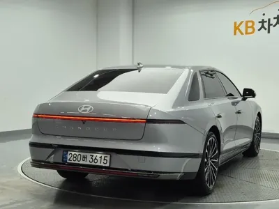 Hyundai Grandeur 2025, 15863 км, за 24897.61 USD