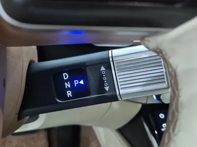 Hyundai Grandeur 2025, 15863 км, за 24897.61 USD - фото 9