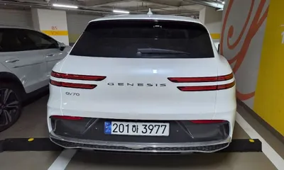 Genesis GV70 2025, 7056 км, за 37133.57 USD