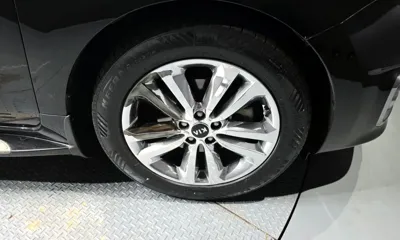 Kia Canival 2015, 175625 км, за 5231.78 USD