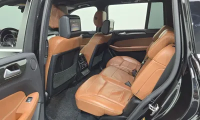 Mercedes-Benz GLS-Class 2018, 49935 км, за 30944.64 USD - фото 11