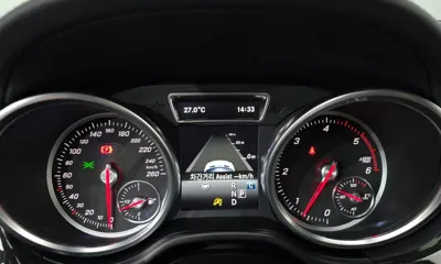 Mercedes-Benz GLS-Class 2018, 49935 км, за 30944.64 USD - фото 20