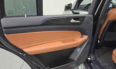 Mercedes-Benz GLS-Class 2018, 49935 км, за 30944.64 USD - фото 25