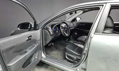 Hyundai i30 2010, 98595 км, за 2955.86 USD - фото 10
