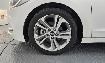 Hyundai Avante 2018, 88697 км, за 7087.95 USD