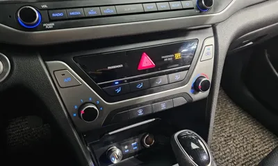 Hyundai Avante 2018, 88697 км, за 7087.95 USD - фото 19
