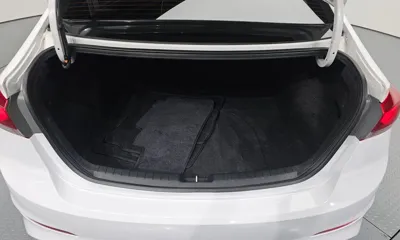 Hyundai Avante 2018, 88697 км, за 7087.95 USD - фото 20