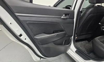 Hyundai Avante 2018, 88697 км, за 7087.95 USD - фото 25