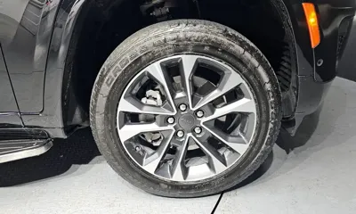Jeep Cherokee 2021, 46885 км, за 25469.35 USD