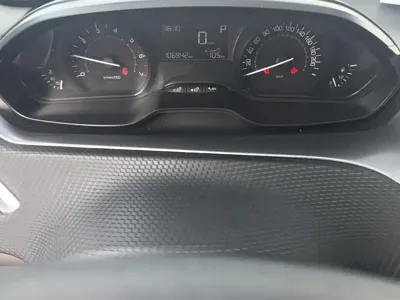 Peugeot 2008 2016, 107000 км, за 3340.14 USD - фото 14