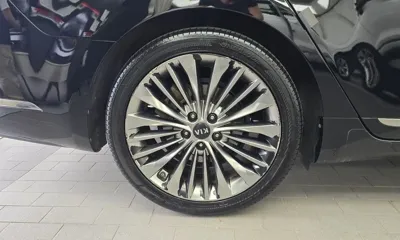 Kia K7 2017, 143535 км, за 6180.07 USD