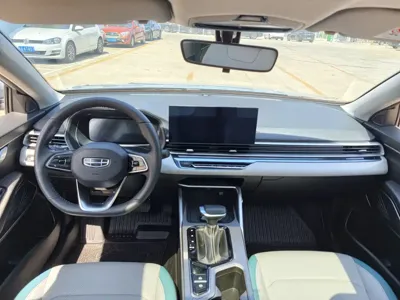 Geely Emgrand 2024, 13899 км, за 10206.63 USD