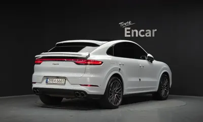 Porsche Cayenne 2021, 63494 км, за 55074.18 USD