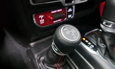 Jeep Wrangler 2023, 52493 км, за 28882.76 USD - фото 19