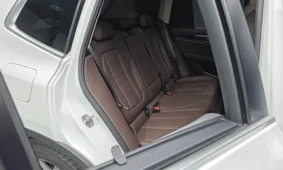 BMW X3 2023, 12345 км, за 36111.28 USD - фото 11