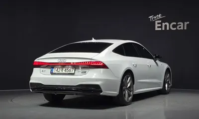 Audi A7 2023, 85248 км, за 32438.39 USD