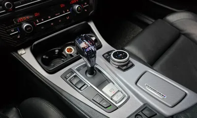 BMW 5-Series 2013, 133980 км, за 5759.41 USD - фото 9