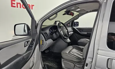 Hyundai Starex 2018, 186846 км, за 5629.13 USD - фото 11