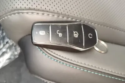 BYD Qin L 2025, 5000 км, за 14719 USD - фото 28