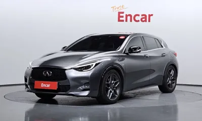 Infiniti Q30 · 2017 год