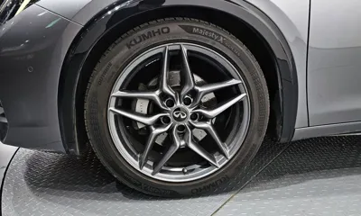 Infiniti Q30 2017, 57295 км, за 8259 USD