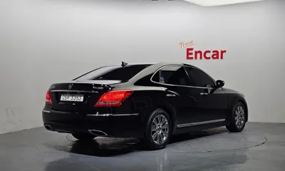 Hyundai Equus 2012, 145708 км, за 4955.4 USD