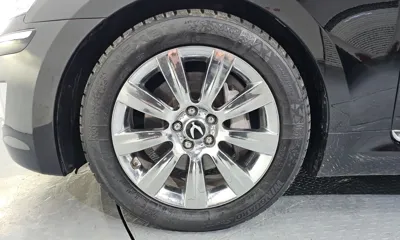 Hyundai Equus 2012, 145708 км, за 4955.4 USD