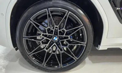 BMW X4M 2025, 4066 км, за 56180.63 USD