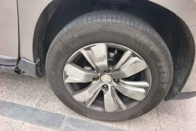 Peugeot 2008 2014, 37100 км, за 4853 USD