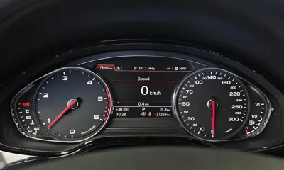 Audi A8 2015, 137253 км, за 12052.12 USD - фото 8