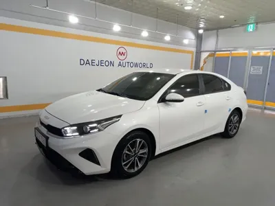 Kia K3 2022, 78374 км, за 11189.18 USD