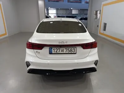 Kia K3 2022, 78374 км, за 11189.18 USD