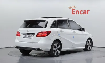 Mercedes-Benz B-Class 2018, 80932 км, за 8465.19 USD