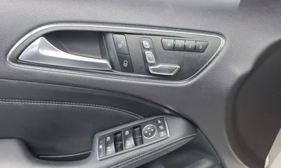 Mercedes-Benz B-Class 2018, 80932 км, за 8456.94 USD - фото 20