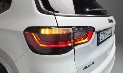 Jeep Compass 2022, 41527 км, за 14651.29 USD - фото 23