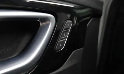 Jeep Compass 2022, 41527 км, за 14651.29 USD - фото 35