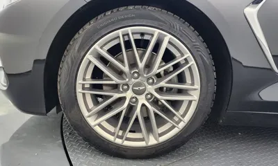 Genesis G70 2019, 57782 км, за 15622.95 USD