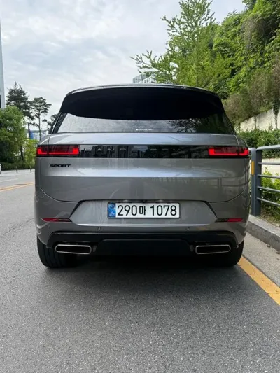 Land Rover Range Rover Sport 2025, 12500 км, за 110011.11 USD