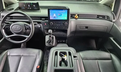 Hyundai Staria 2023, 57828 км, за 16612.39 USD - фото 7