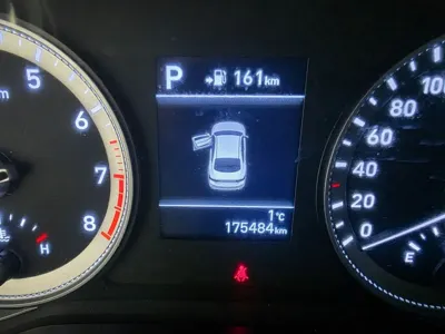 Hyundai Grandeur 2017, 175000 км, за 6541.13 USD - фото 8