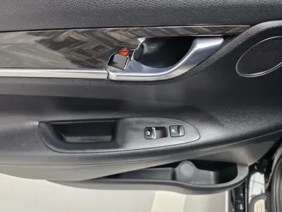 Hyundai Grandeur 2017, 175000 км, за 6541.13 USD - фото 12