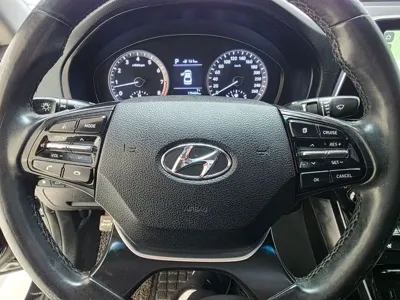 Hyundai Grandeur 2017, 175000 км, за 6541.13 USD - фото 18