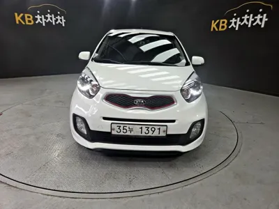 Kia Morning 2012, 178579 км, за 2081.71 USD