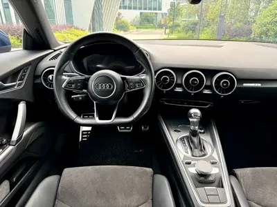 Audi TT 2016, 42900 км, за 21894.81 USD - фото 10