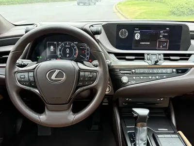 Lexus ES 2021, 32000 км, за 21785.83 USD - фото 8