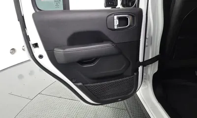 Jeep Wrangler 2022, 77517 км, за 25027.62 USD - фото 25