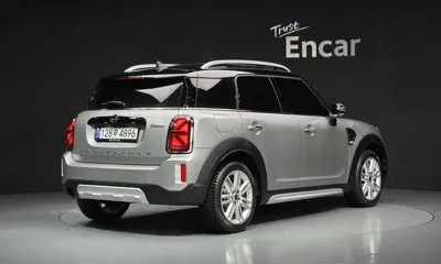MINI Countryman 2023, 21604 км, за 27035.84 USD
