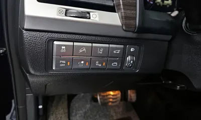 KG_Mobility_Ssangyong Rexton 2018, 110075 км, за 10083.28 USD - фото 14