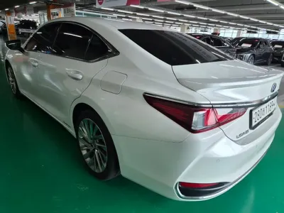 Lexus ES 2021, 141869 км, за 21813.87 USD - фото 6
